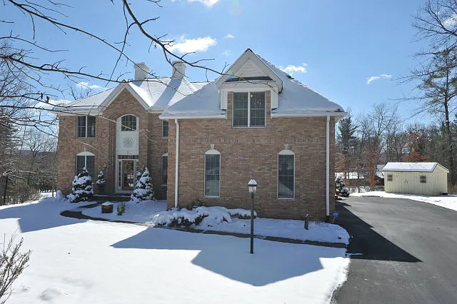 11 Woods Ln photo 1
