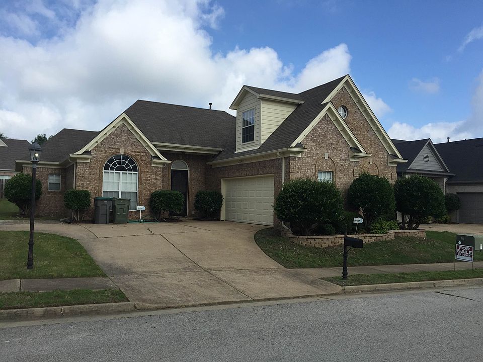1st image of 951 W Nesting Wood Cir