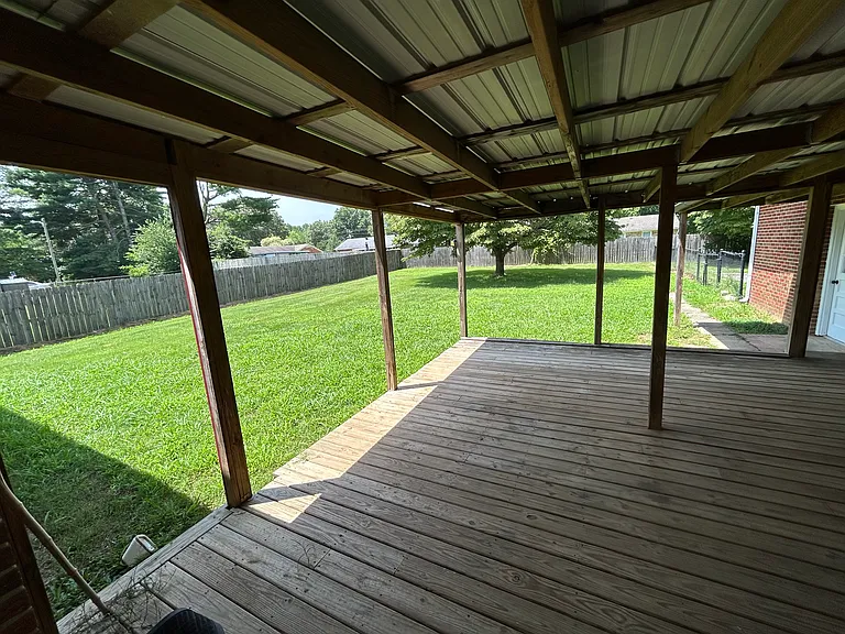 2272 Wildwood Dr — Photo 14