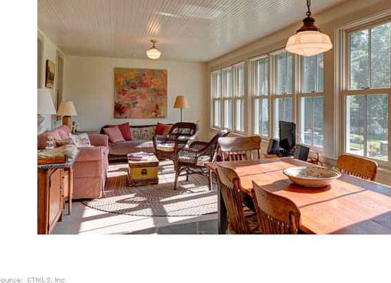5th image of 110 Doolittle Dr