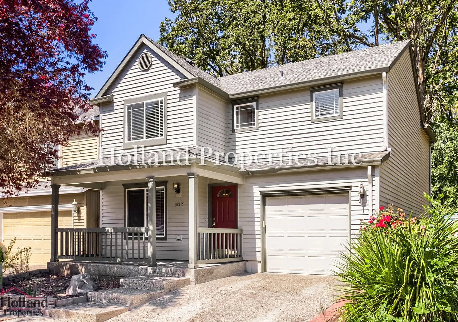 Modern Comfort & Everyday Convenience in Beaverton — Photo 1