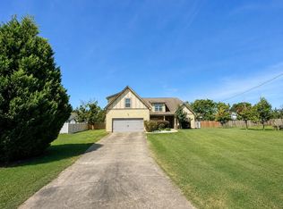 4 Churchill Dr, Fort Mitchell, AL 36856