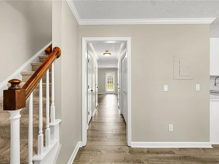1528 Paces Ferry North Dr SE — Photo 3