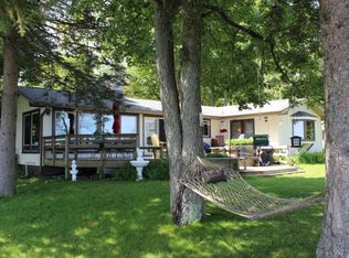 1144 Tacoma Beach Rd, Sturgeon Bay, WI 54235