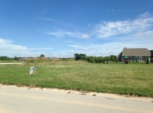 3756 Scotchman Dr, Green Bay, WI 54311