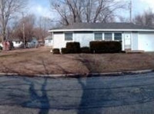 2335 W 3rd St, Sedalia, MO 65301