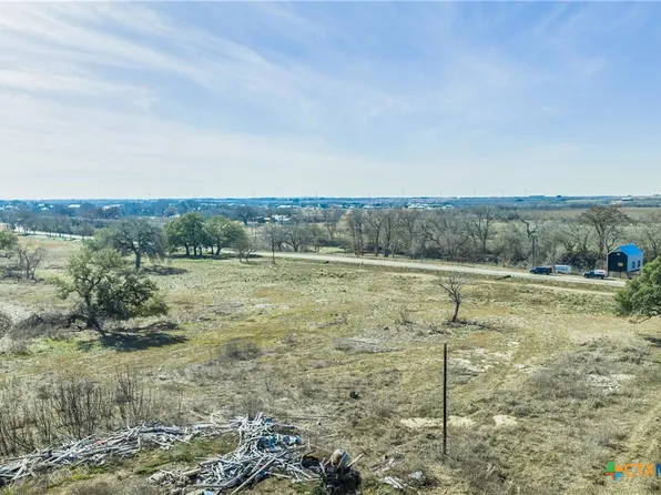 536 NW River Rd, Martindale, TX 78655