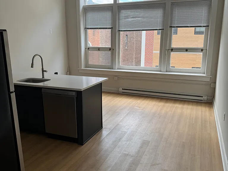 148 Clinton St #2G — Photo 4