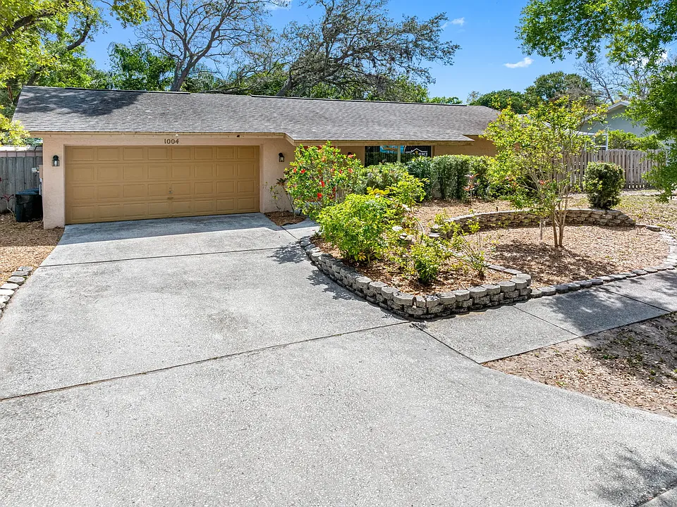 Rosetree Ln