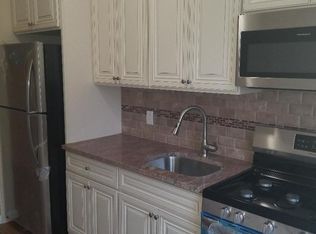 2512 41st St APT 2R, Astoria, NY 11103