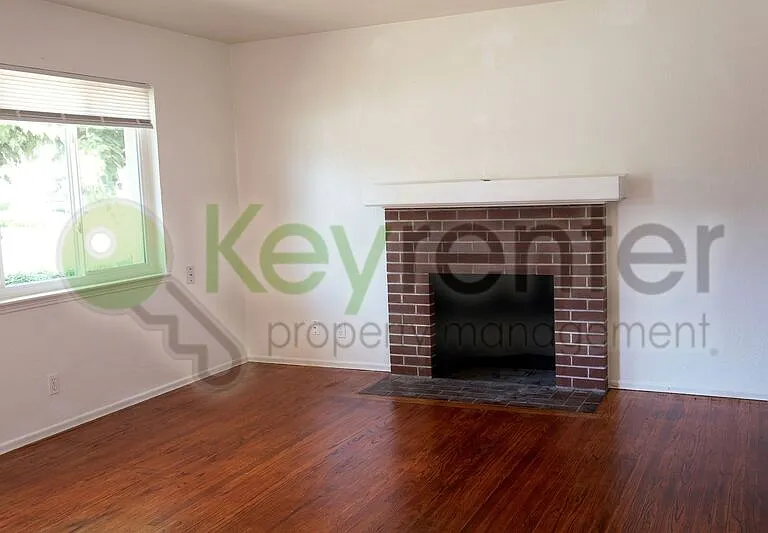 5121 Da Rosa Dr — Photo 4