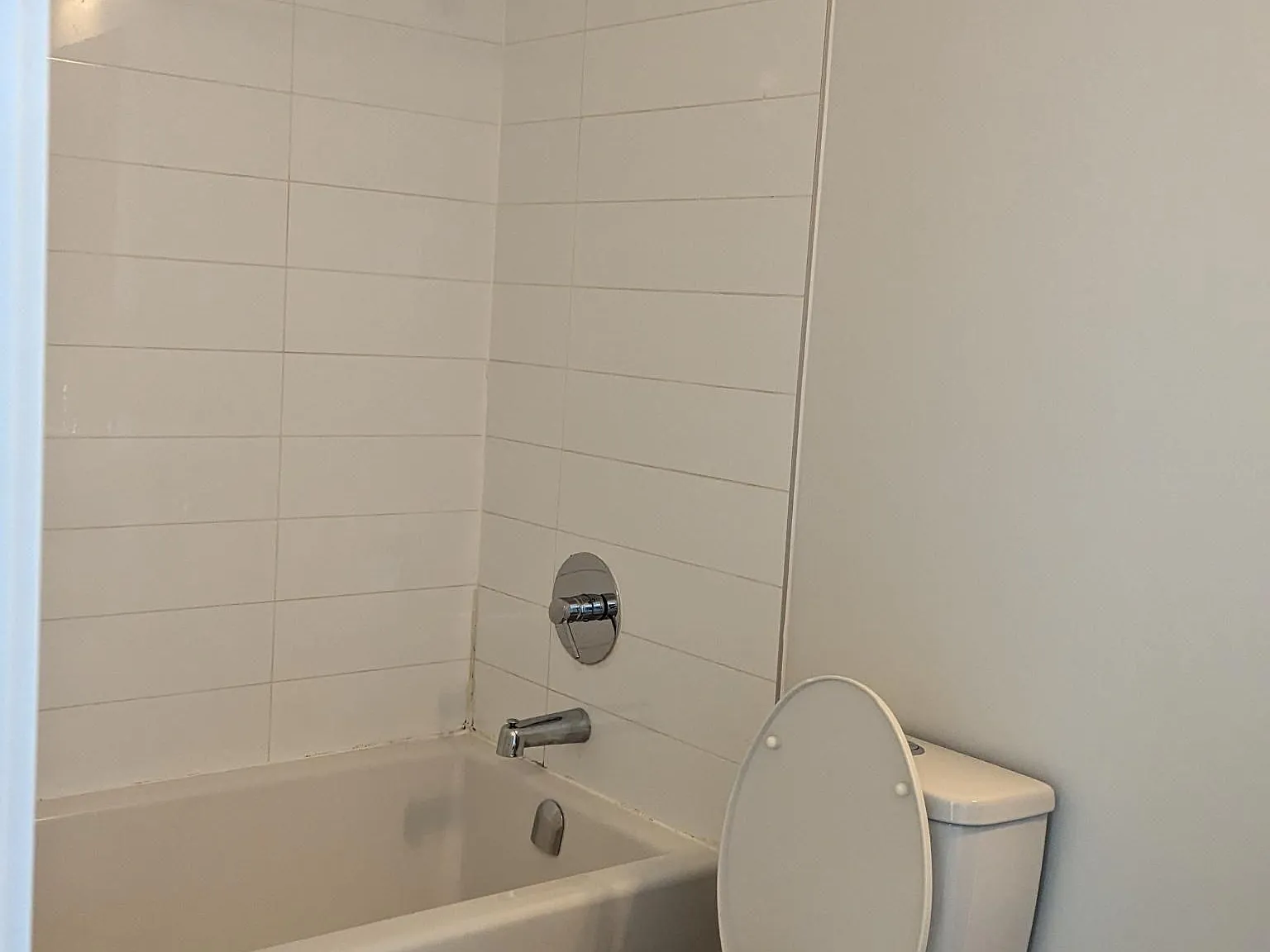 2 bed, $2,950 — Photo 3