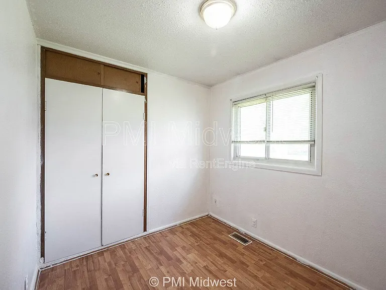 8124 E 37th Pl — Photo 11