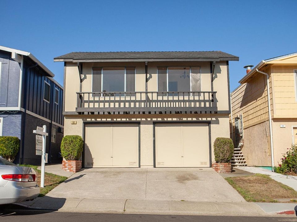 1st image of 52 Lycett Cir