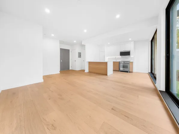 30-24 32nd Street image 19 of 20