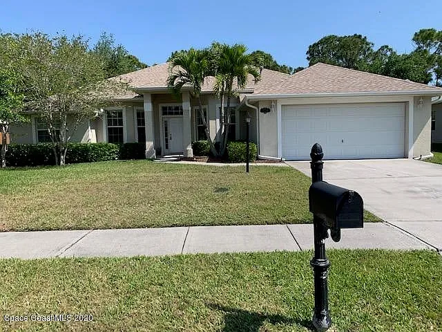329 Chennault Lane - 329 — Photo 1