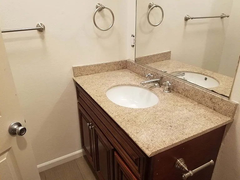 588 E. Mel Avenue - Hermosa Palms — Photo 4