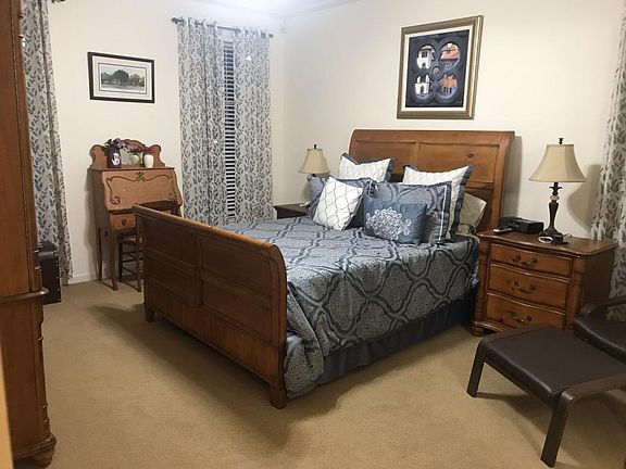 5th image of 58 Woodlawn Ln