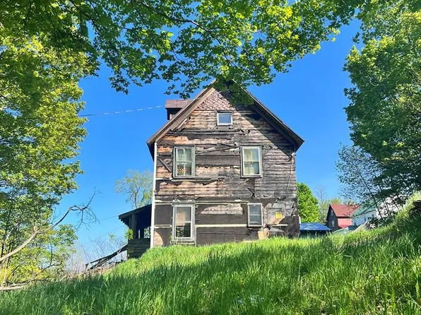 244 McComb St, Saranac Lake, NY 12983
