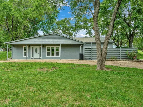 6930 SW 69th St, Auburn, KS 66402