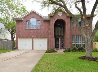 2302 Lord Nelson Dr, Seabrook, TX 77586