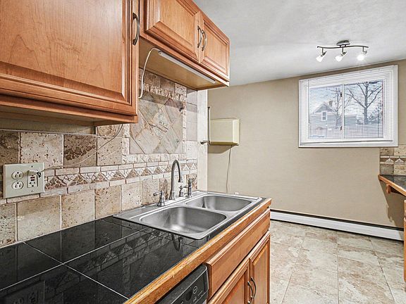 3rd image of 3237 15th Ave S APT 15