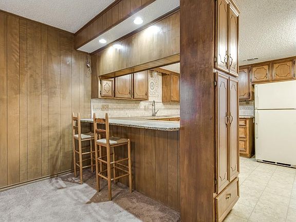 4th image of 1805 Anna Dr