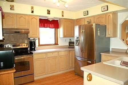 5th image of 3374 E Oak Creek Dr