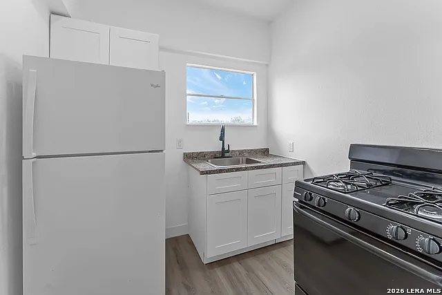 146 Fairview Ave #2-3 — Photo 5