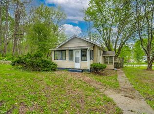 3480 Jones St, Ravenna, OH 44266