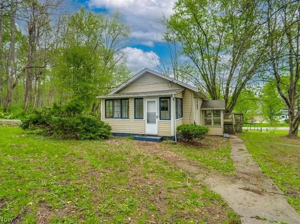 3480 Jones St, Ravenna, OH 44266