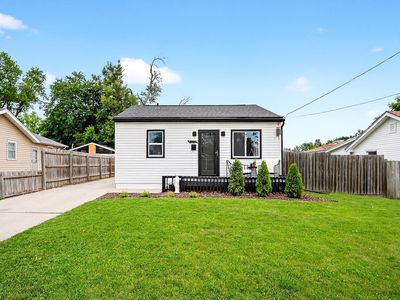 1315 Bundy St, Des Moines, IA, 50315