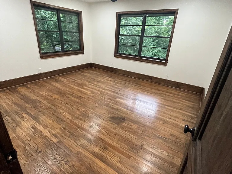 501 Devon Dr — Photo 10