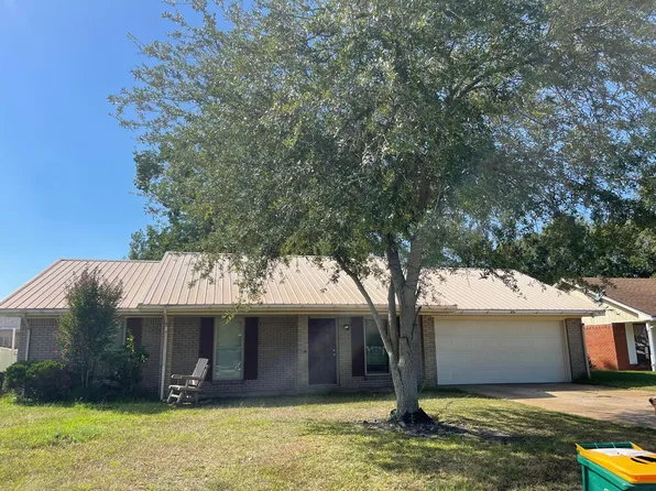 868 Carolee Cir, Biloxi, MS 39532