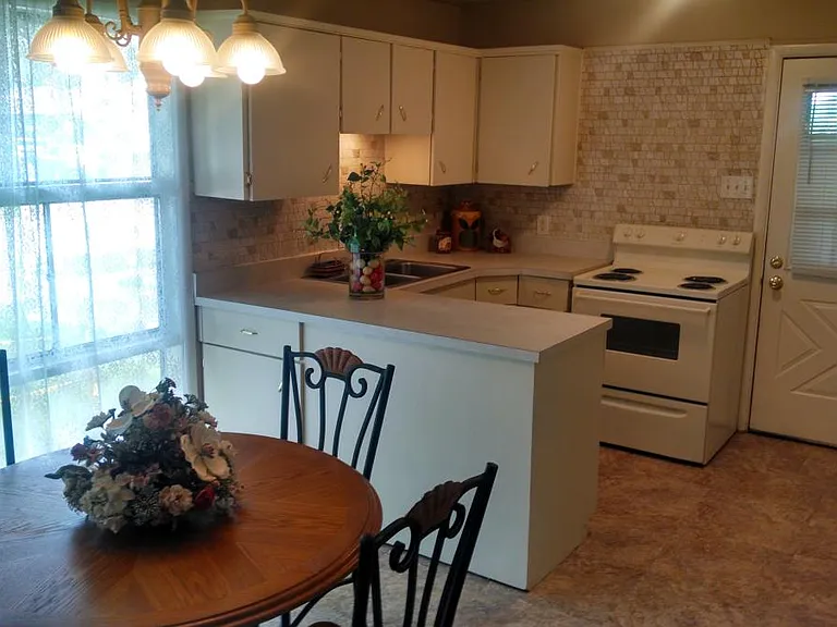 410 Darnell Dr #HOUSE — Photo 2