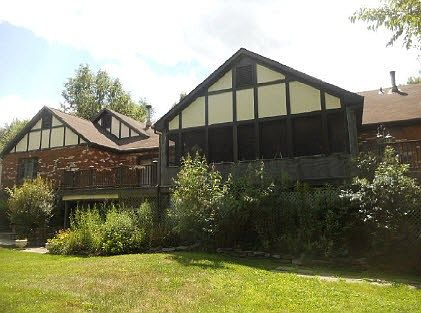 2nd image of 9 Greenshire Way