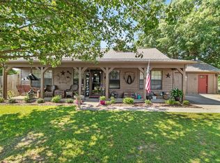 223 Elizabeth Dr, Ozark, AL 36360