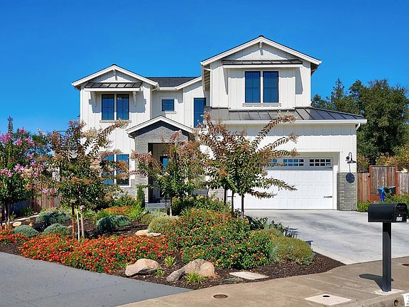 4th image of 3724 Stanhope Court