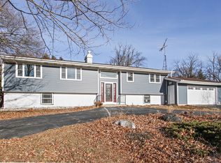 N1705 1st St, Lake Geneva, WI 53147