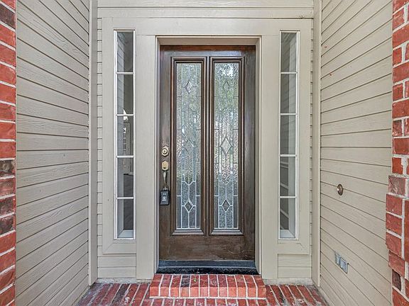 2nd image of 1123 Misty Lake Dr