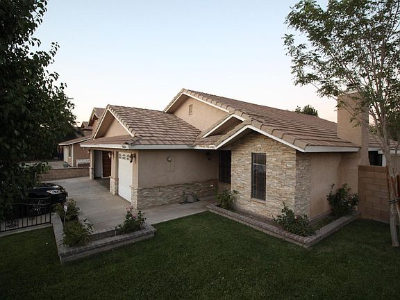 5th image of 45814 Evelyn Ct