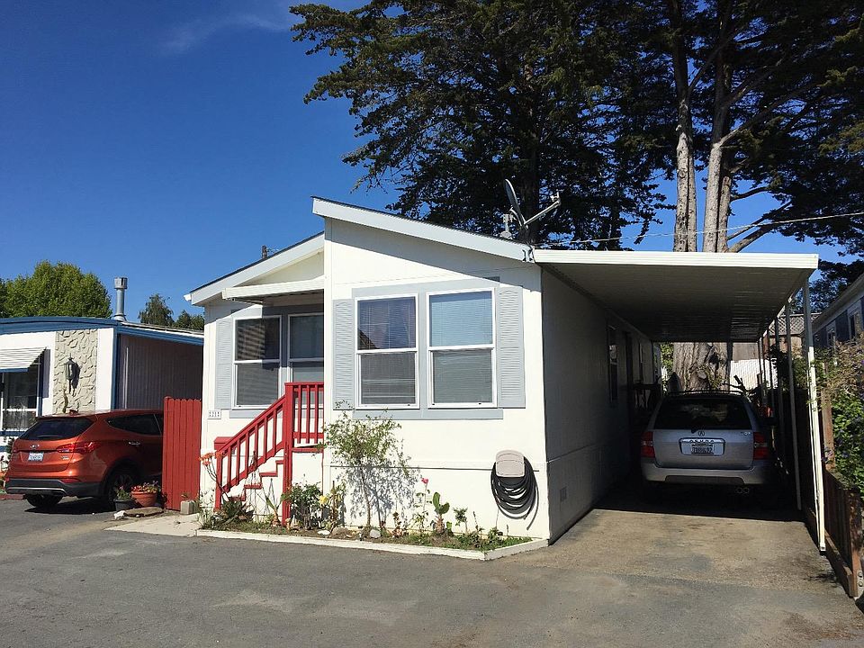 1st image of 2565 Portola Dr Space 21