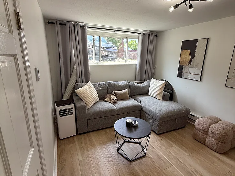 20 Coolidge Hill Rd #2 — Photo 1
