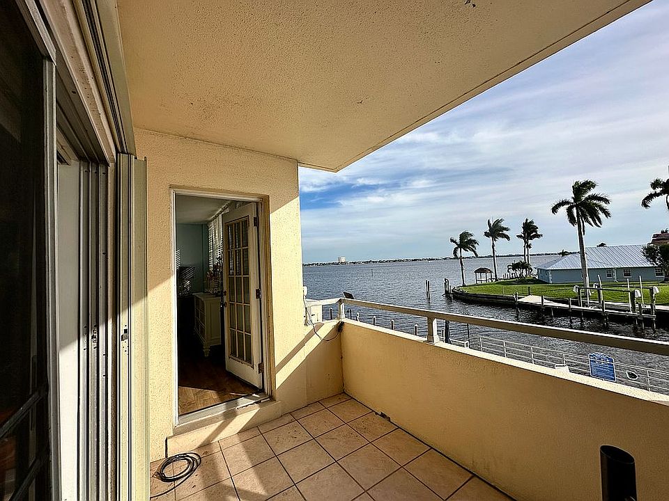 River view on Balcony 