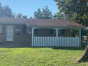 1st image of 10213 Gourock Dr