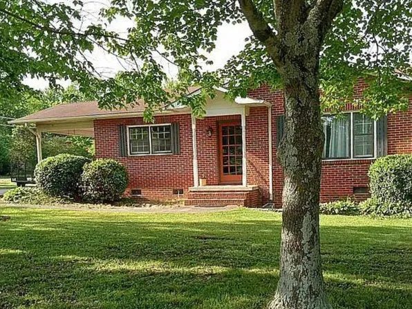 4400 N Emerald Dr, Cohutta, GA 30710