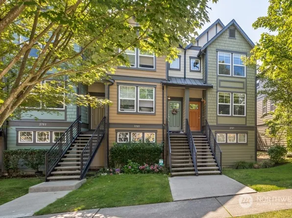 2707 SW Sylvan Heights Drive, Seattle, WA 98106