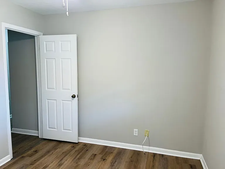 943 Parkstone Dr — Photo 20