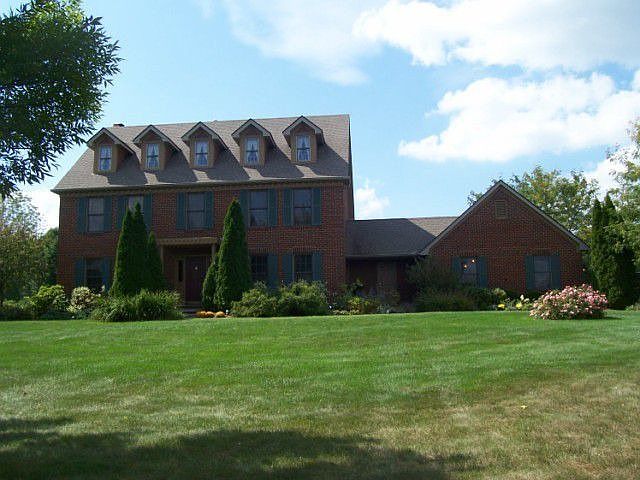 Welcome to 1639 W Audubon Blvd, Lancaster, OH