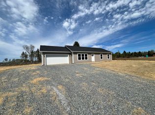 272 Merrill Rd, Levant, ME 04456